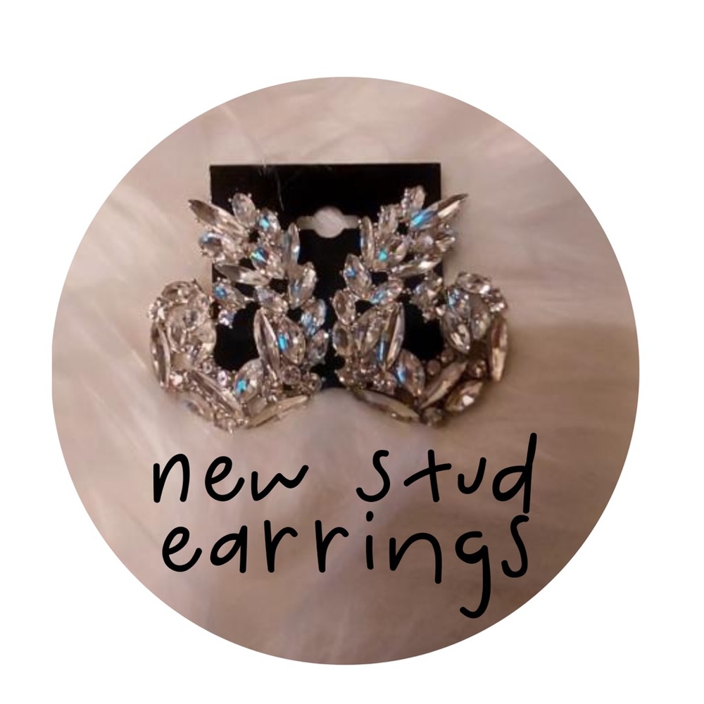 Sliver Stud earrings